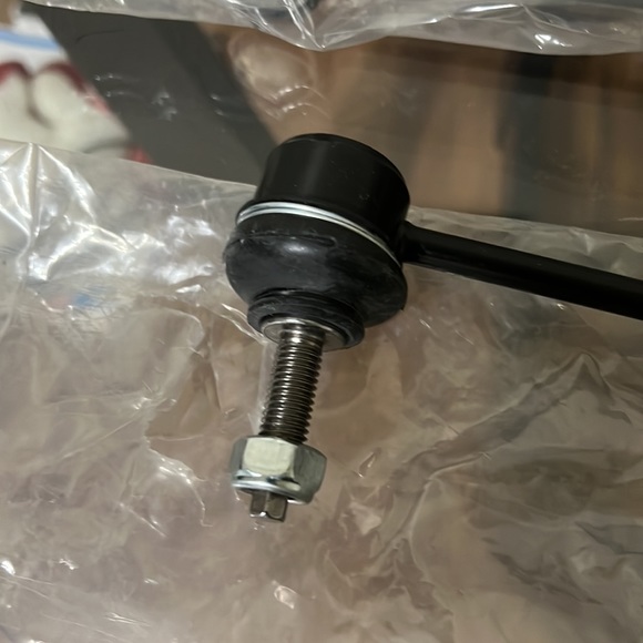 Sway bar link - Picture 4 of 6